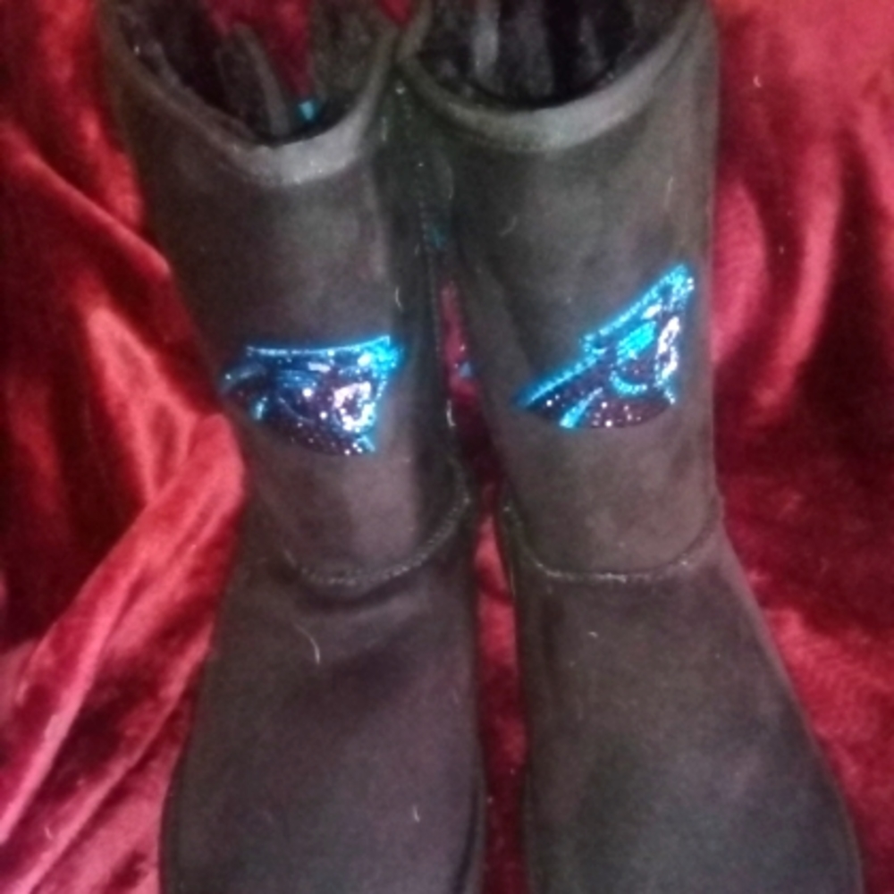 PANTHER Authentic Boots .Size 8 NWOT ..